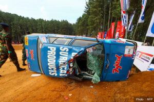 Car-Accident-at-Sri-Lanka