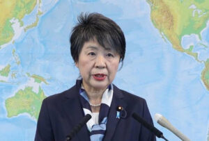japanies-minister-khamikhawa
