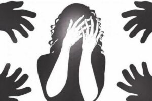 mahilahinsa_9Hv3eoroTc