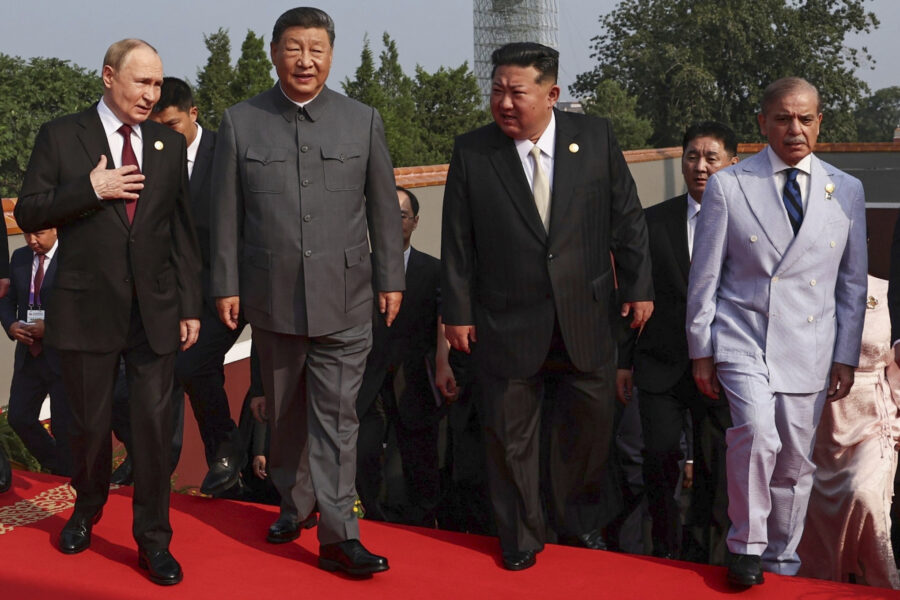 APTOPIX China Parade