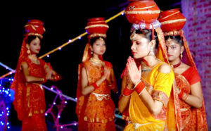 Women_performing_Jhijhiya_dance