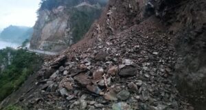 landslide-pahiro-narayangadh-muglin_J1nLpDM3rz
