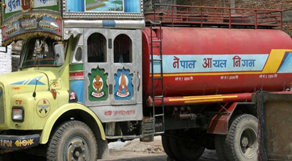 petrol-tankar_cH3xgQLRY1.