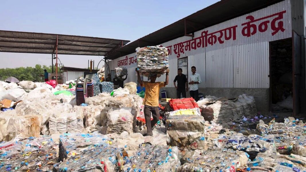 धनगढक_फहर_वयवसथपन_NasbA7mCDh