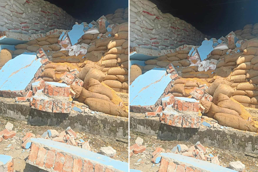 Kisan-Dana-Udhyog-Chitwan-wall-colapsed