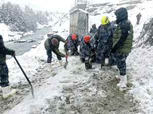 NL_MANANG_4163-scaled