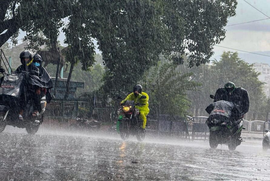 monsoon-weather-jhari-barsha-pani-1756431769