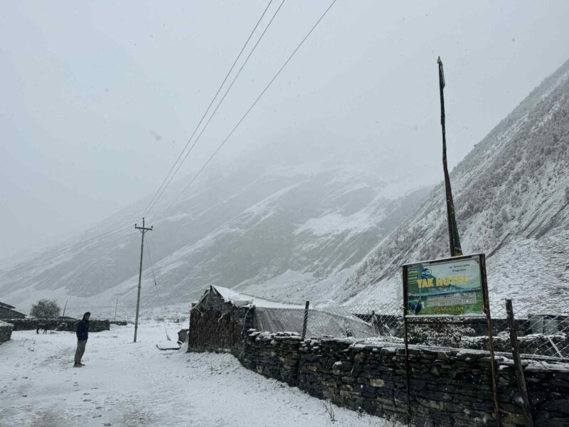 snowing in Chhekampar 3