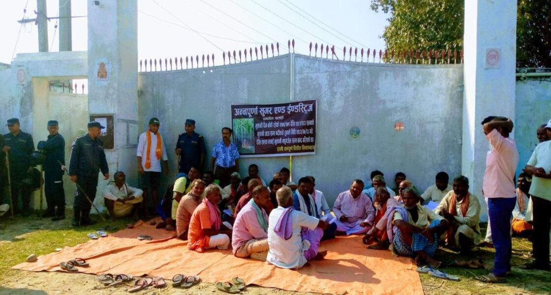 ukhu-kisan-dharna-1536×823