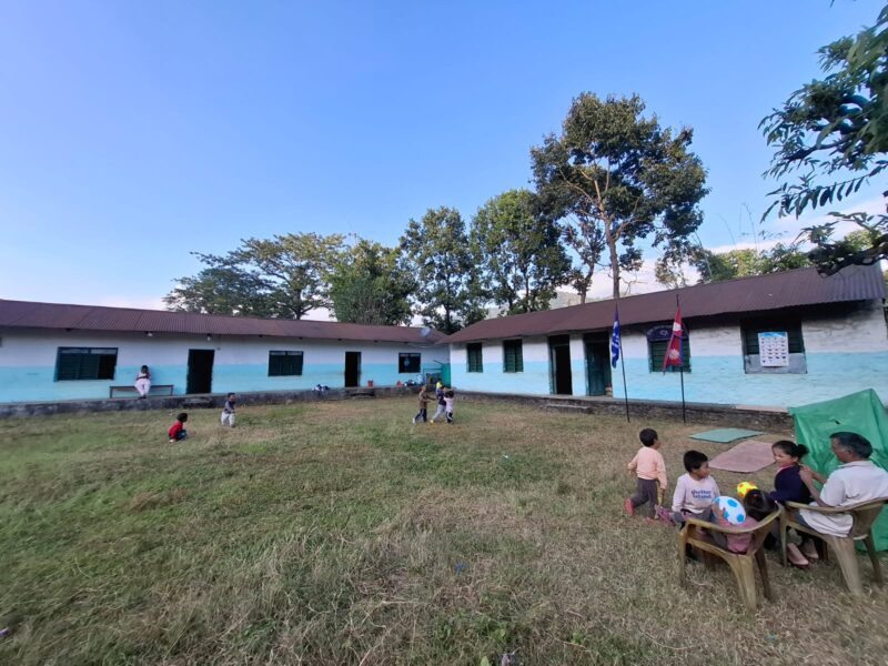 जाडो छल्न माथिल्लो मुस्ताङका शैक्षिक संस्था बेसींमा स्थान्तरण