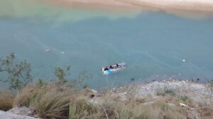 bus_accident_jhfKRnXxqS