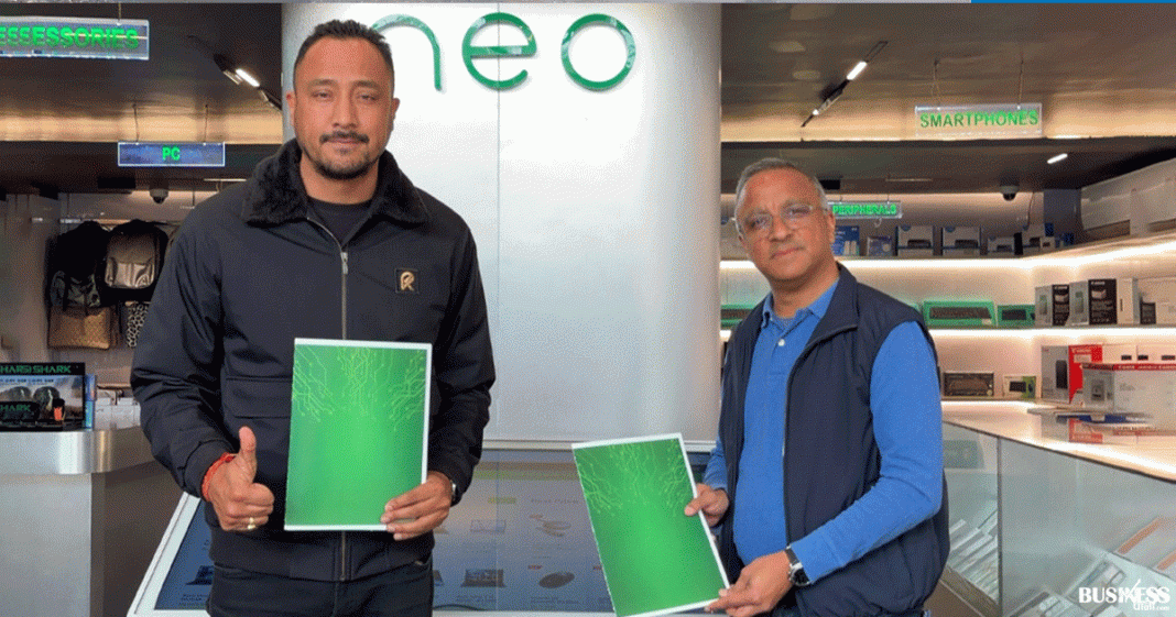 photo-with-logo-34-1068×561