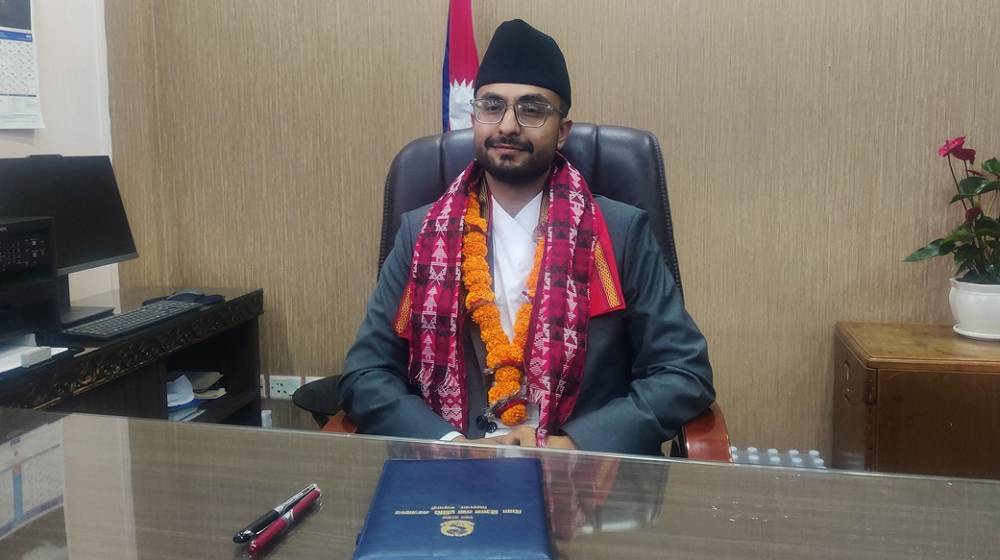 Sikchha-Mantri-sasmit-pokhrel