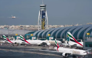 dubai_airport_H9Buk142a4_eYct0EKkpV