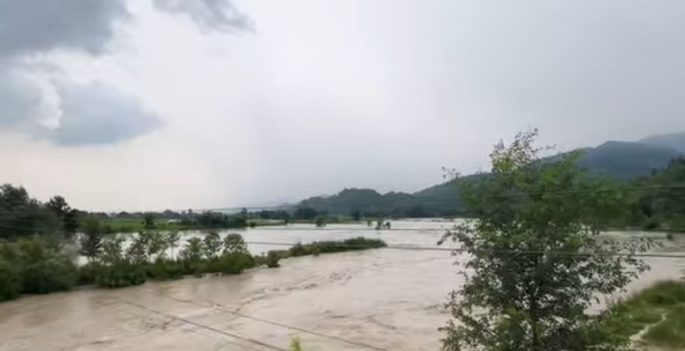 Flood_11755354387-1