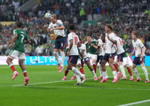 (SP)MEXICO-MEXICO CITY-FOOTBALL-FIFA WORLD CUP-ROUND OF 16-MEX VS ENG