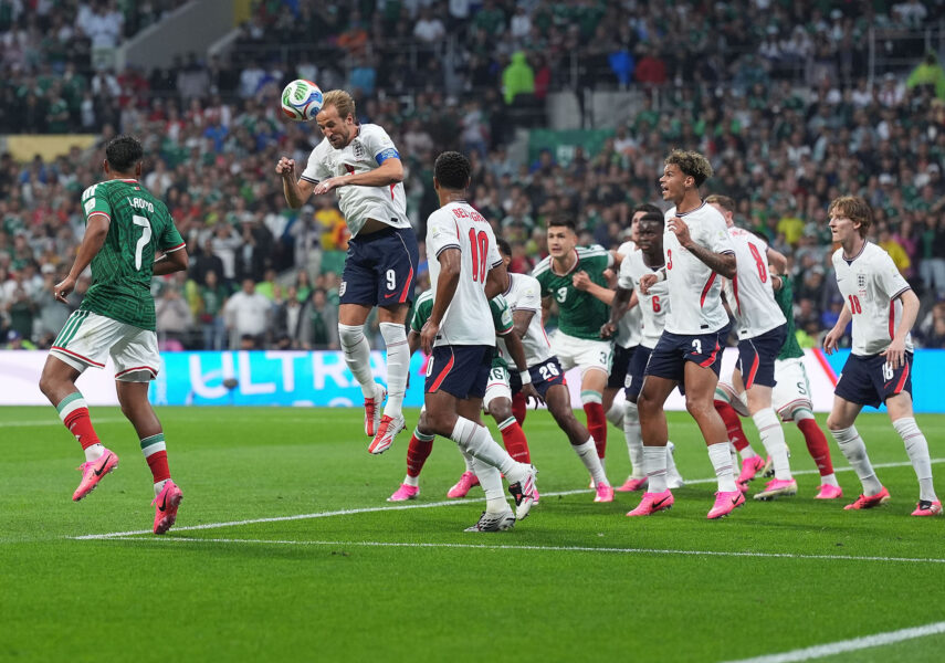 (SP)MEXICO-MEXICO CITY-FOOTBALL-FIFA WORLD CUP-ROUND OF 16-MEX VS ENG